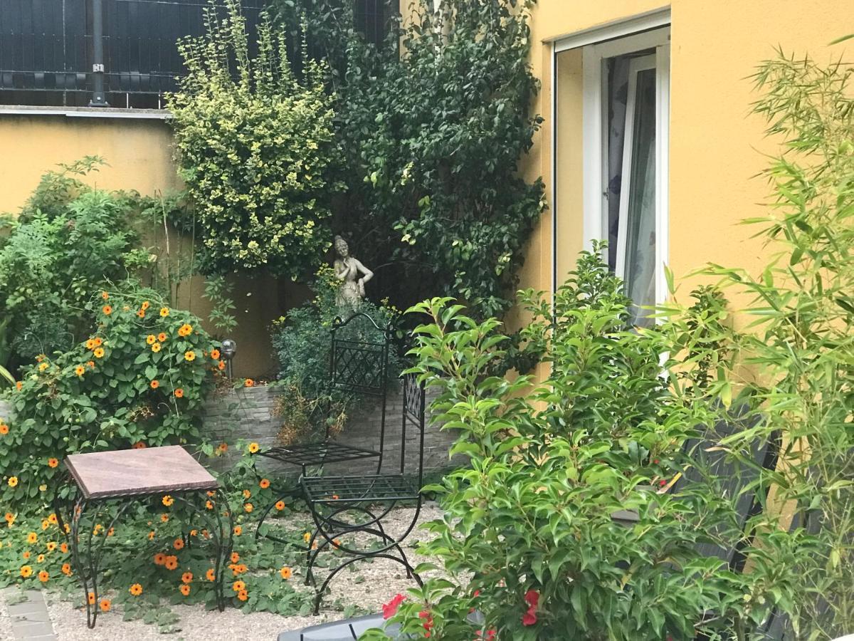 Le Chant Des Oiseaux - Au Pied De La Voie Cyclable Crevechamps 外观 照片